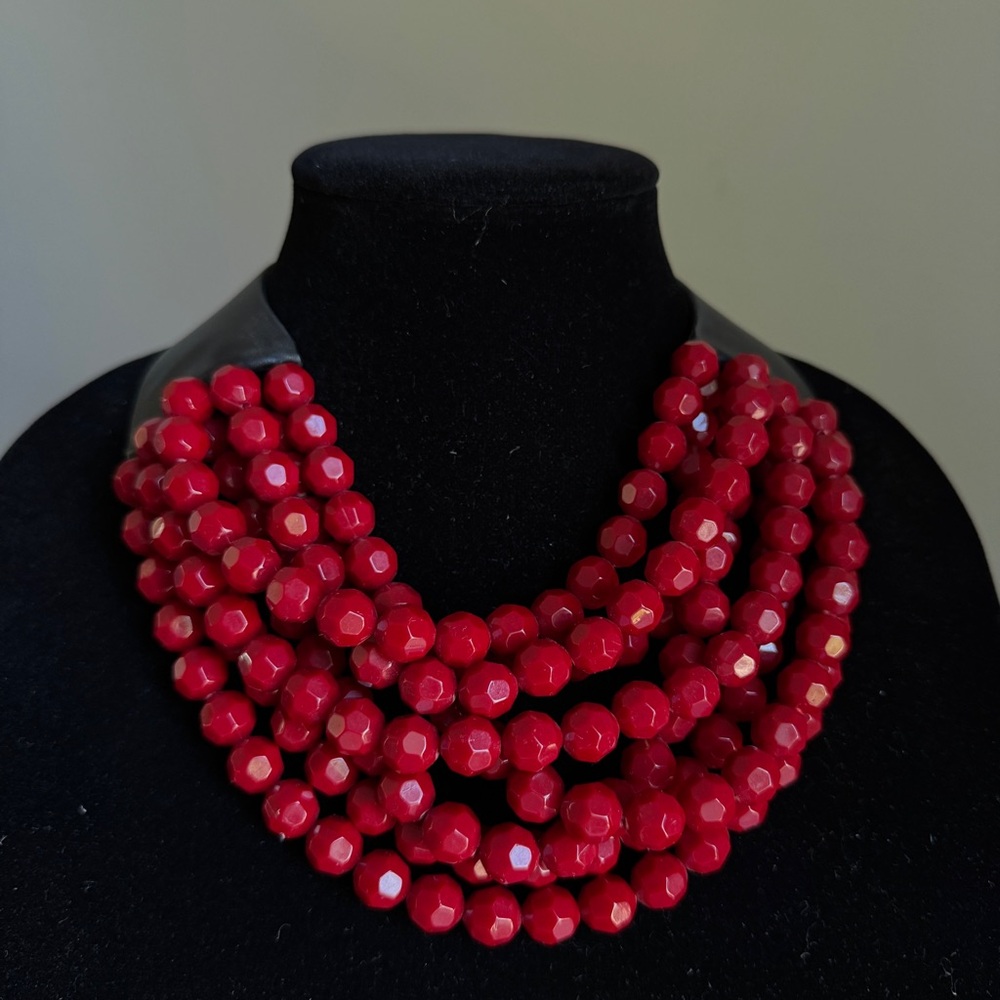 Fairchild Baldwin Bella red necklace